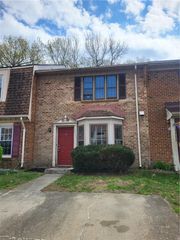 5533 Old Guard CRES, Virginia Beach, VA 23462