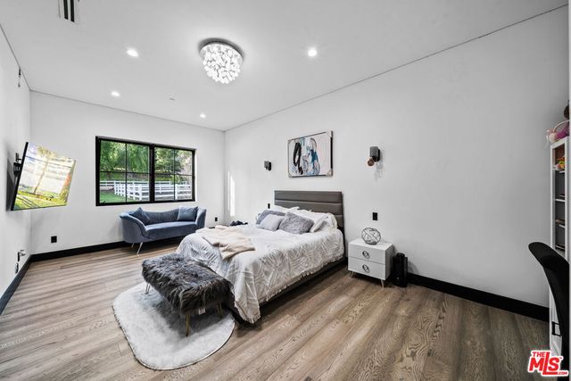 6006 Spring Valley Road, Hidden Hills, CA 91302