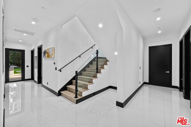 6006 Spring Valley Road, Hidden Hills, CA 91302