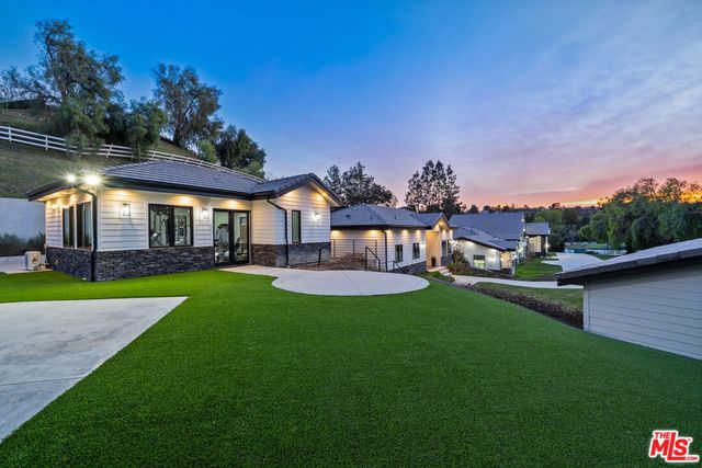 6006 Spring Valley Road, Hidden Hills, CA 91302