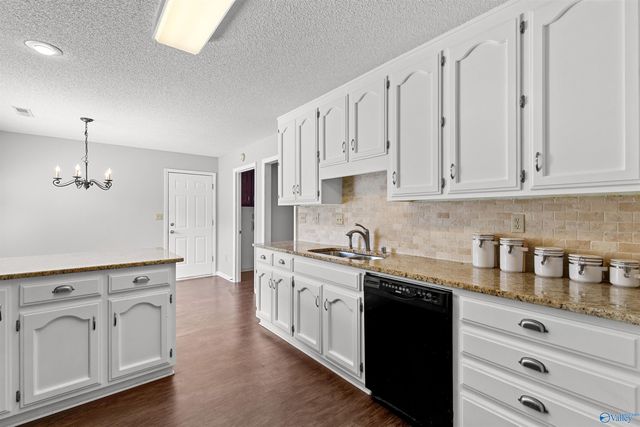 442 Usher Road, Harvest, AL 35749