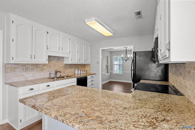 442 Usher Road, Harvest, AL 35749