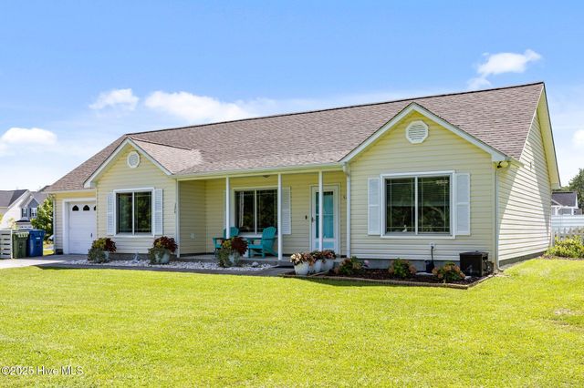 126 Ennett Lane, Sneads Ferry, NC 28460