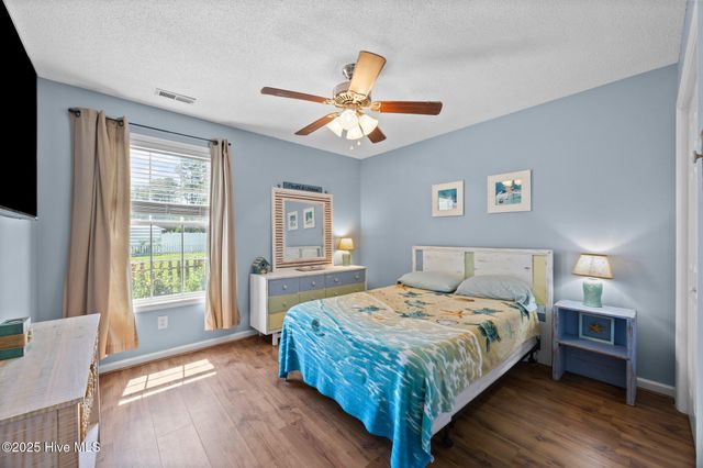 126 Ennett Lane, Sneads Ferry, NC 28460