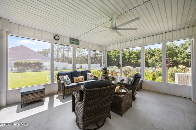 126 Ennett Lane, Sneads Ferry, NC 28460