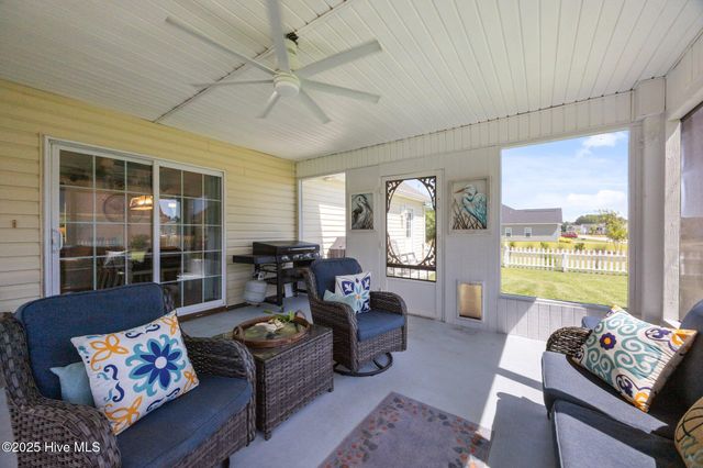 126 Ennett Lane, Sneads Ferry, NC 28460