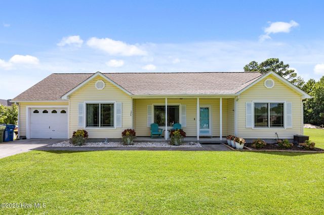 126 Ennett Lane, Sneads Ferry, NC 28460