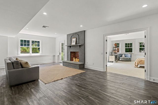 9 Banks Drive, Wilton, CT 06897