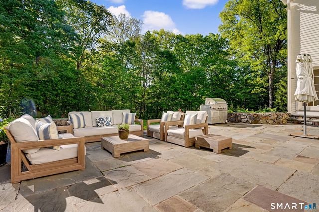 9 Banks Drive, Wilton, CT 06897