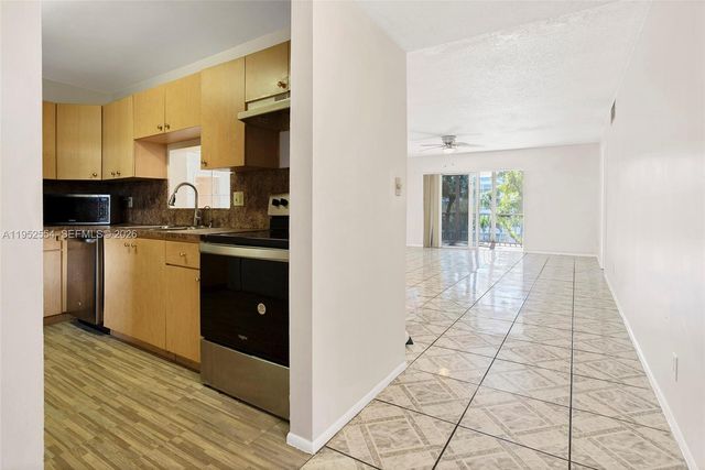 4151 NW 41st Street 301, Lauderdale Lakes, FL 33319