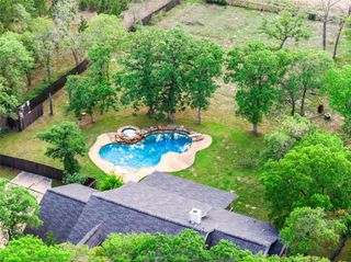 120 Juniper TRL, Elgin, TX 78621