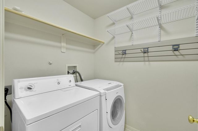 11712 Dunfries LN, Austin, TX 78754