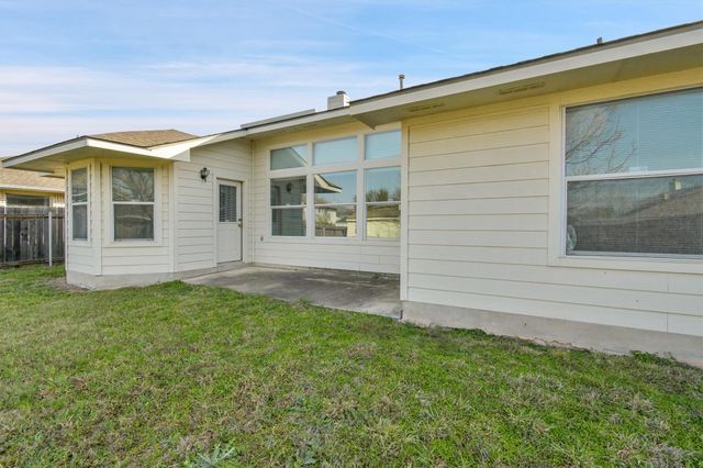 11712 Dunfries LN, Austin, TX 78754
