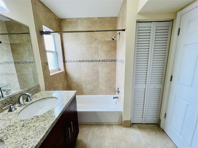 10560 NW 57th Ct, Coral Springs, FL 33076