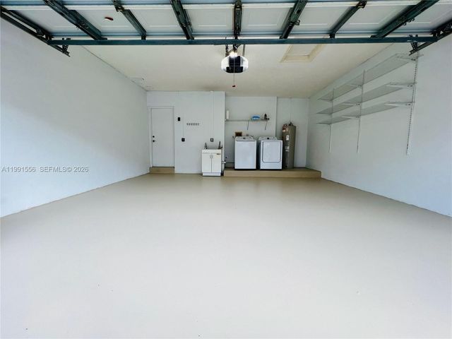 10560 NW 57th Ct, Coral Springs, FL 33076