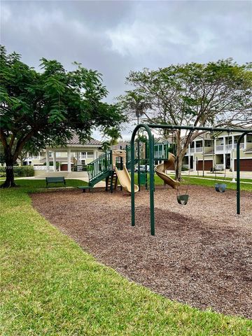 10560 NW 57th Ct, Coral Springs, FL 33076