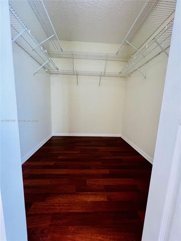 10560 NW 57th Ct, Coral Springs, FL 33076