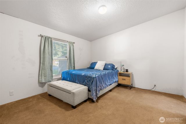 1024 Lincoln Avenue E, Tenino, WA 98589