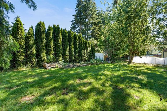 1024 Lincoln Avenue E, Tenino, WA 98589