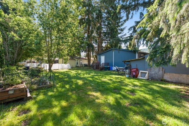 1024 Lincoln Avenue E, Tenino, WA 98589