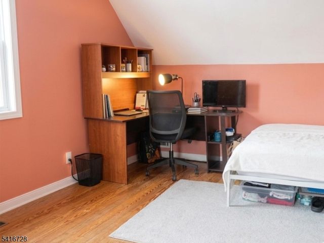 585 Mountainview Dr, North Plainfield Boro, NJ 07063