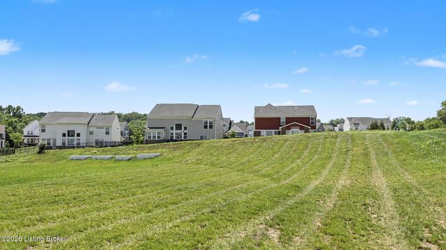 15802 Stonehouse Ct, Louisville, KY 40245
