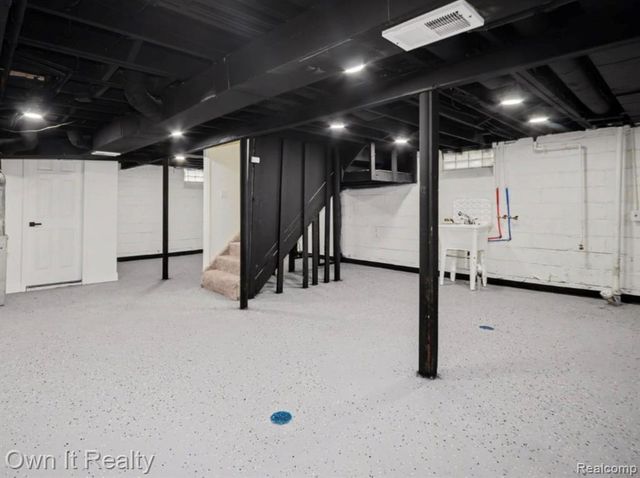 20190 Stansbury Street, Detroit, MI 48235