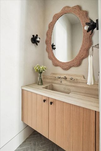 6031 Lupton Drive, Dallas, TX 75225