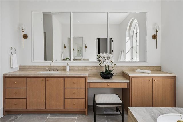 6031 Lupton Drive, Dallas, TX 75225