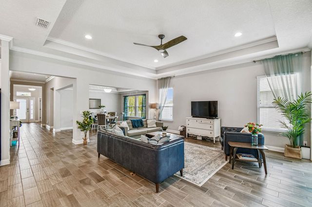 535 Crescent Key Dr., St Augustine, FL 32086