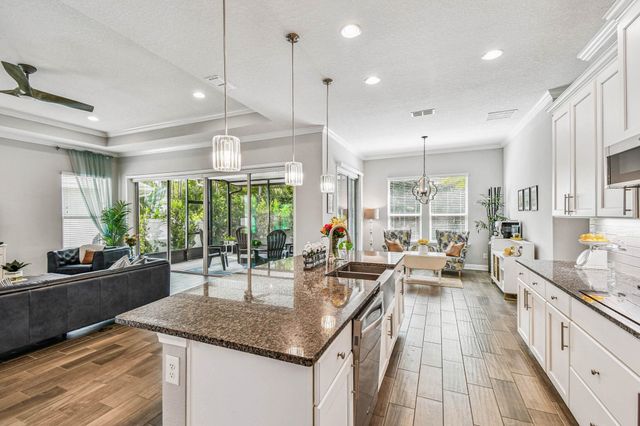 535 Crescent Key Dr., St Augustine, FL 32086