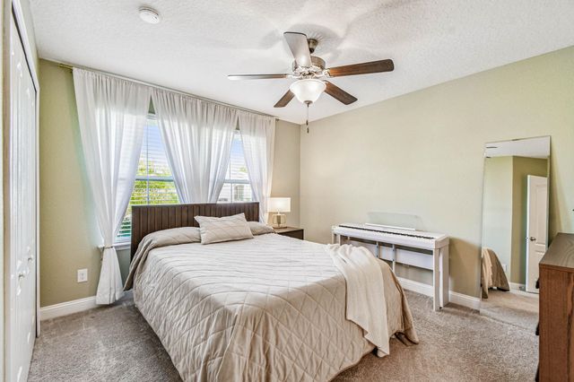 535 Crescent Key Dr., St Augustine, FL 32086