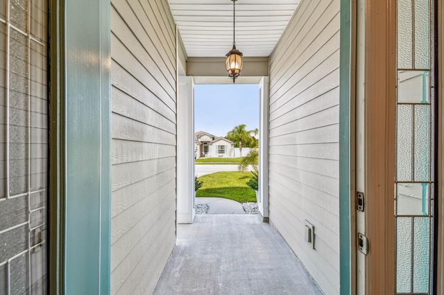 535 Crescent Key Dr., St Augustine, FL 32086