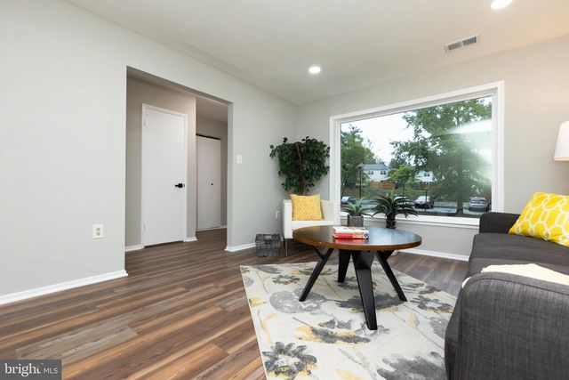 7619 SWAN TER, Landover, MD 20785
