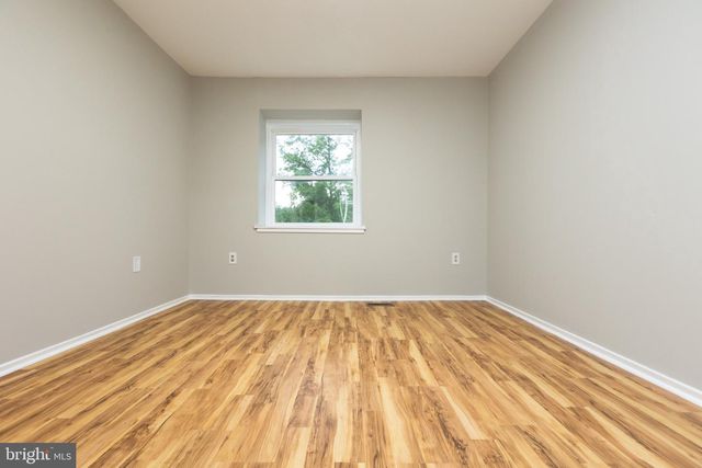7619 SWAN TER, Landover, MD 20785
