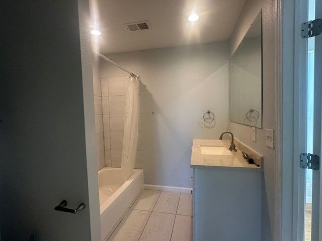 737 Webb St, Corpus Christi, TX 78418