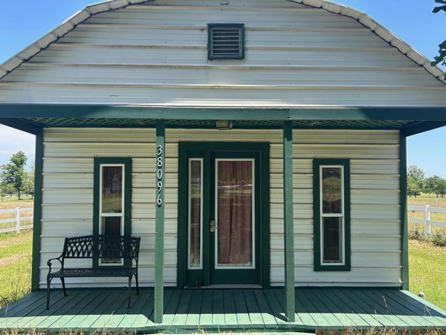 38094 Joe Loggins Road, Hempstead, TX 77445