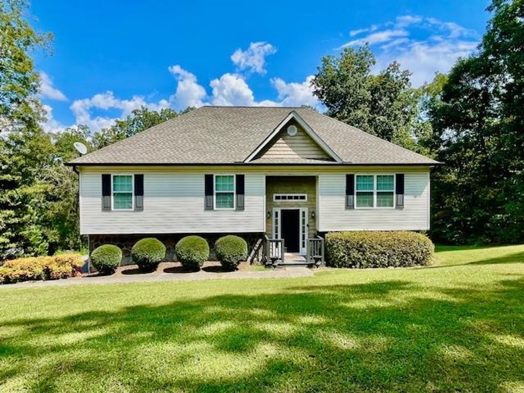 163 Gladstone Way, Rocky Face, GA 30740
