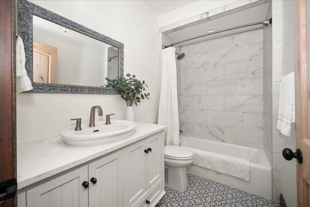 5724 E Corkery Rd, Spokane, WA 99223