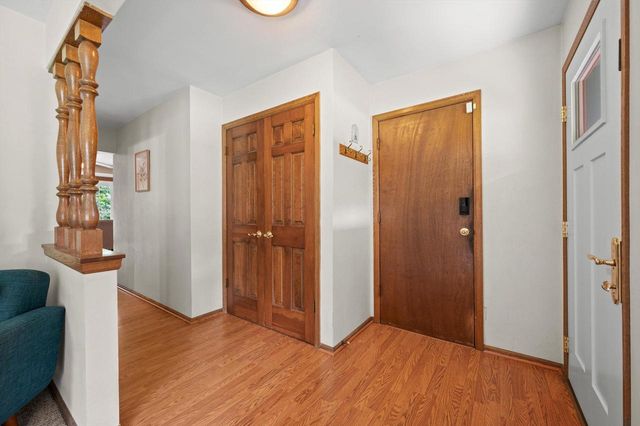 9224 N Fairy Chasm LANE, Brown Deer, WI 53223