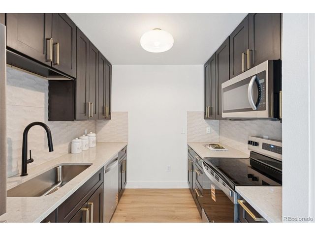 1454 W Lake Ave, Littleton, CO 80120