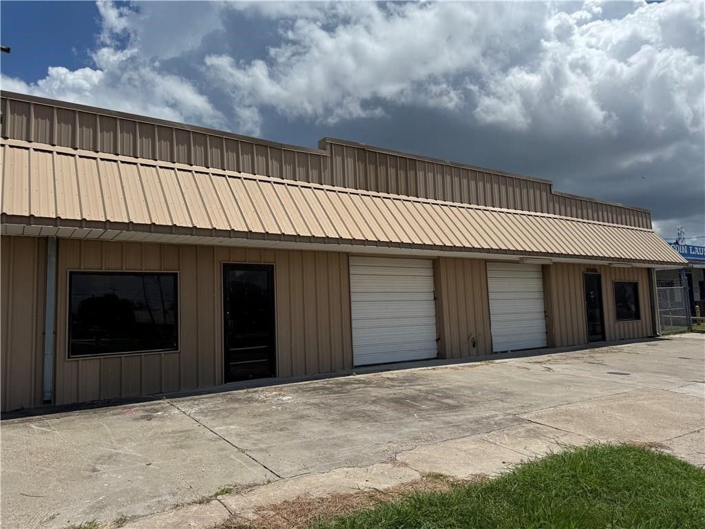 2828 Cleo St, Corpus Christi, TX 78405 — exterior