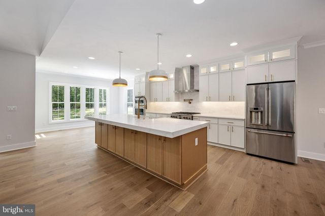 8639 ROSNI WAY, Fredericksburg, VA 22407