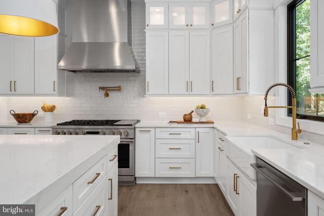 8639 ROSNI WAY, Fredericksburg, VA 22407