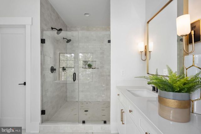 8639 ROSNI WAY, Fredericksburg, VA 22407