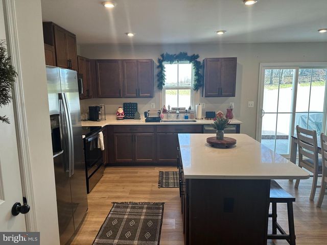 153 GUNNISON DR, Hedgesville, WV 25427