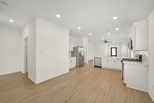 3003 Halleton Court, Houston, TX 77365