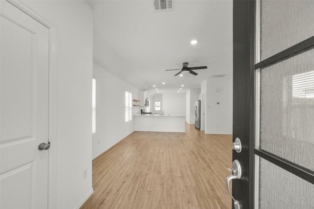 3003 Halleton Court, Houston, TX 77365