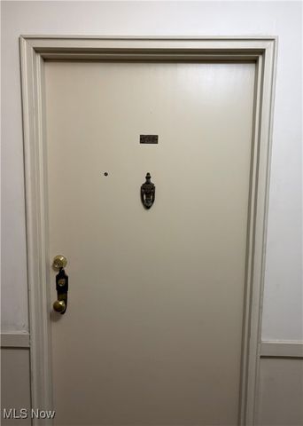 13800 Fairhill Road 520, Shaker Heights, OH 44120