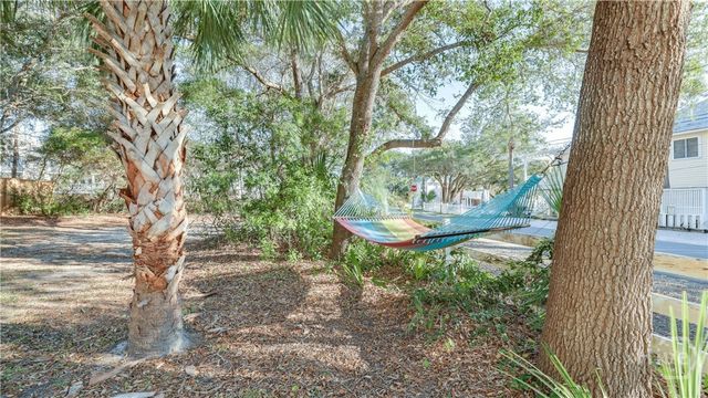 104 18th Street, Tybee Island, GA 31328